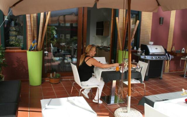 B&B Mini Hotel Incity