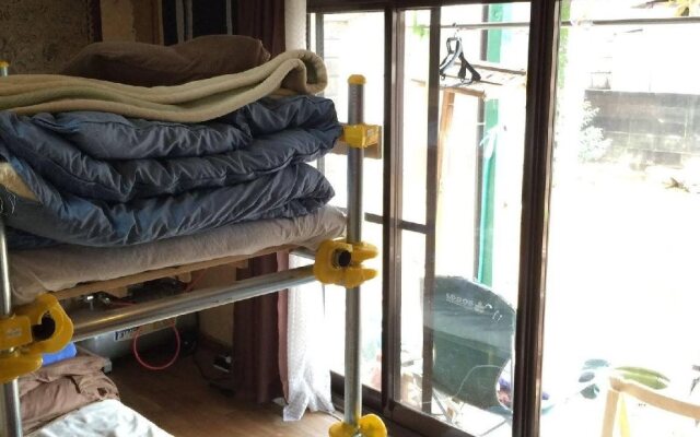 Norishico Auto Guest House - Hostel