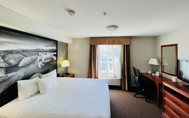 Super 8 by Wyndham Grande Prairie