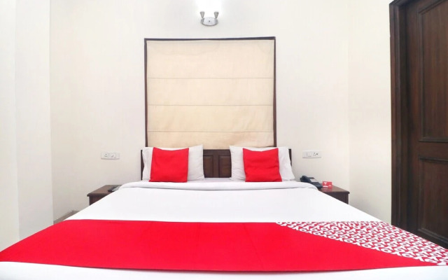 OYO 18964 Hotel Temple View