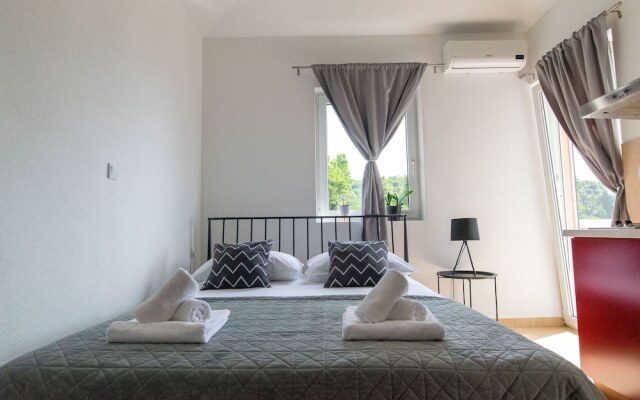 Apartments Seaview