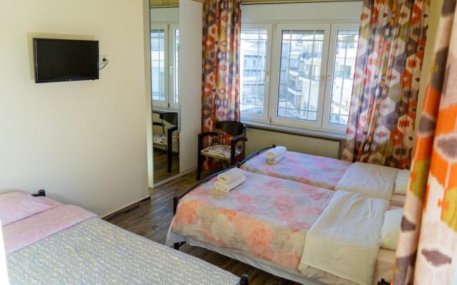 Nomads Meteora - Hostel