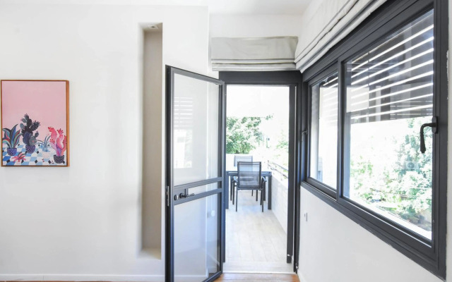 Serene 2BR in Dizengoff Square by HolyGuest