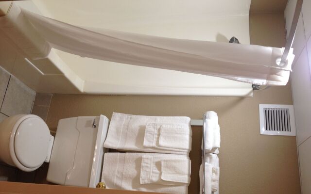 Boarders Inn & Suites by Cobblestone Hotels – Grand Island