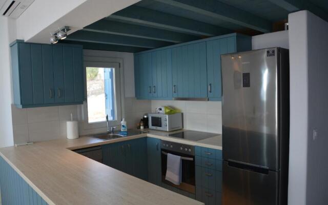 White Blue Houses & Apartments Paros
