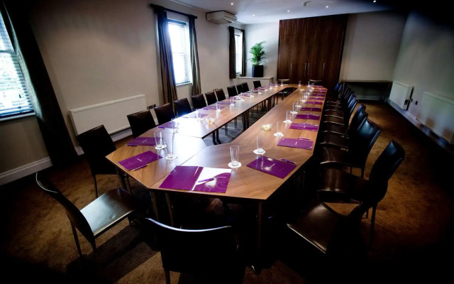 Aston Hall Hotel, BW Signature Collection