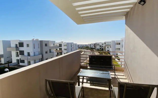 Luxury Apartment on the Marina