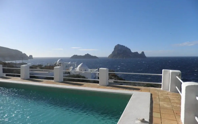 Comfortable Spanish Villa With Magical Views of Es Vedra