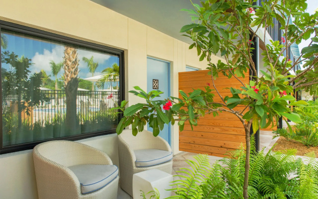 Blue Flamingo Resort Key West