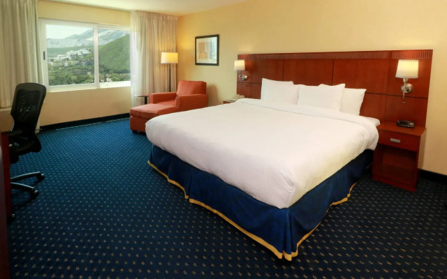 Courtyard Monterrey San Jeronimo/Valle