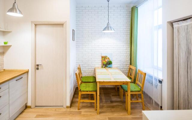 Dominic Apartments