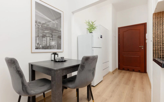 Piotrkowska Modern Studio by Renters