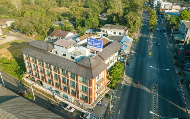 Sripet Hotel