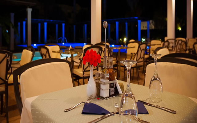 Pefkos Village Resort