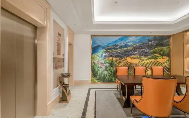 Vienna Hotel (Yangjiang Hailing Island Gold Coast)