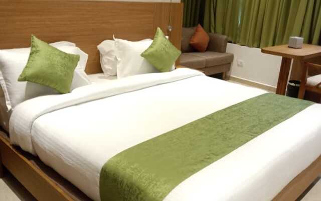 Hill Way Grand