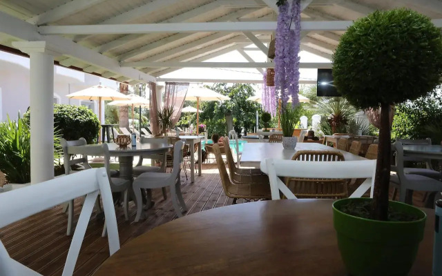 Caretta - Caretta Hotel