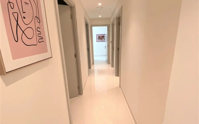 Luxury Seaview With Balcony Sunrisebay Marina