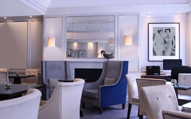 The Waldorf Hilton, London