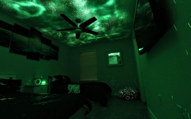 American Dream 6 Bedroom Home by RedAwning