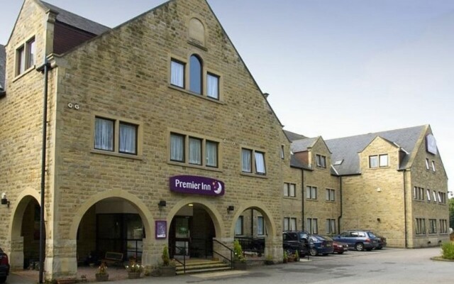 Premier Inn Huddersfield North