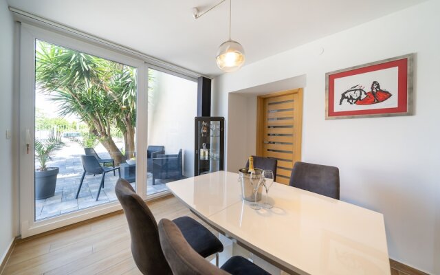 Holiday Home Apartments Bellamare