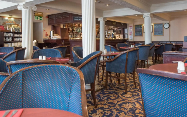 Salutation Hotel