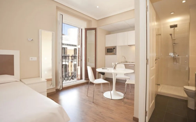 Sol Square Apartments