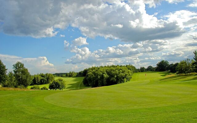 Stoke by Nayland Hotel, Golf and Spa