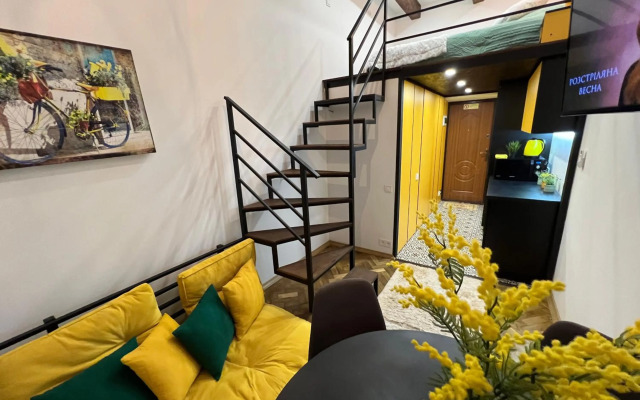 Metropolis apartment on Pekarska 2