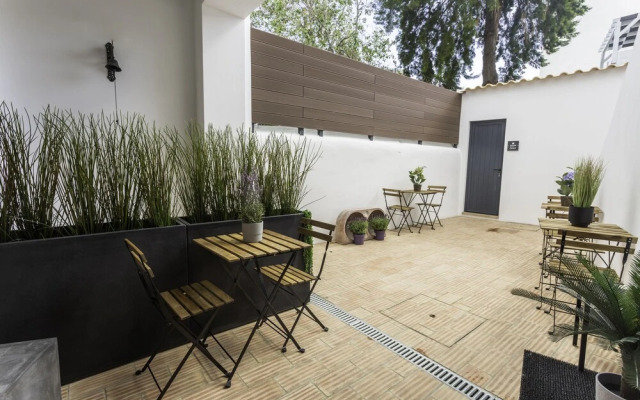 Alameda Exclusive House