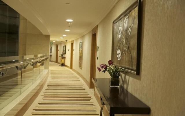 Grand Belle Vue Hotel 