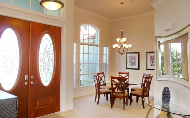 Pet-friendly Waterfront Home With Heated Pool and spa