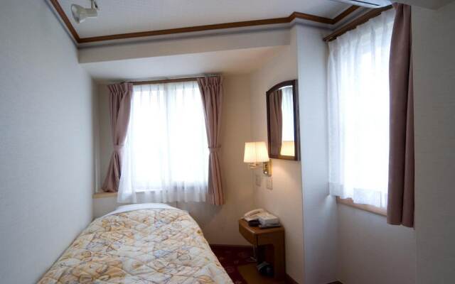 Beppu Station Hotel