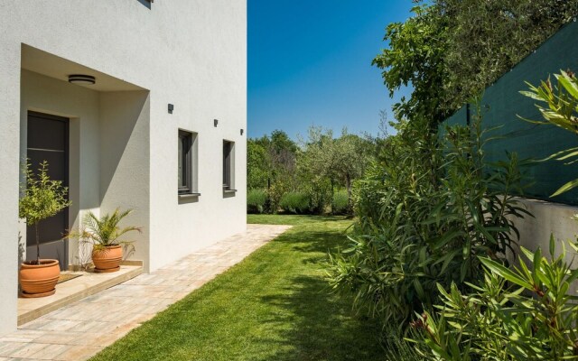 Villa Leonardo Vr Naveri