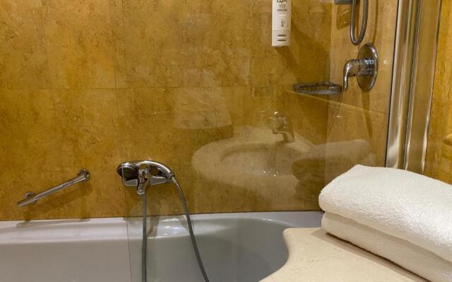 Holiday Inn Cagliari by IHG