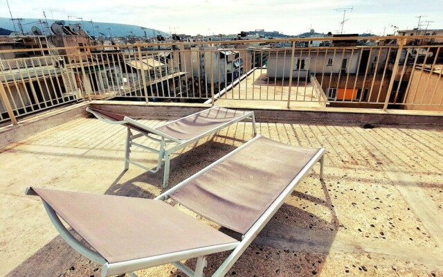 Studios & Shared Acropolis View Roof