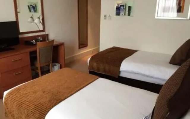 Doubletree By Hilton Reading M4 J10