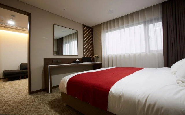 THE RECENZ Dongdaemun Hotel