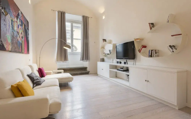 Le Grazie Luxury Apartment by Mmega