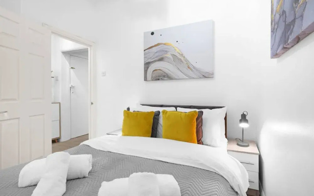 Modern 1 Bedroom Apartment in Gravesend