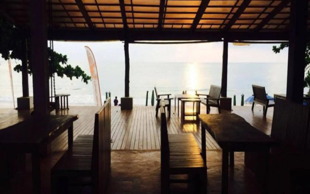 Sichon Cabana Beach Resort