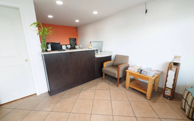 Seashire Inn & Suites