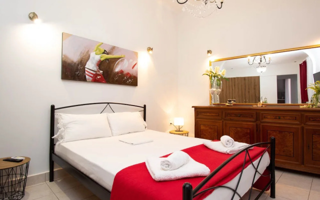 Athina Apartments