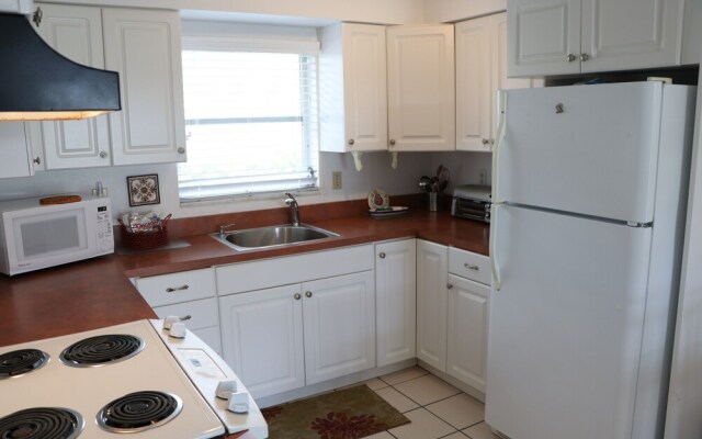 Jamaica Royale 017 - 1 Br Condo