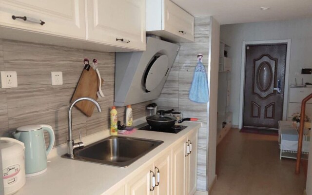 Warm House Apartment