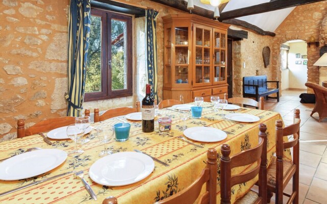 Detached, Characteristic House in Nature Near Saint-cirq-madelon