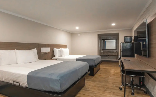 Economy Suites Extended Stay Tulsa