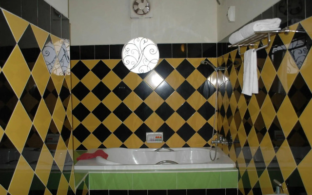 Robam Inn