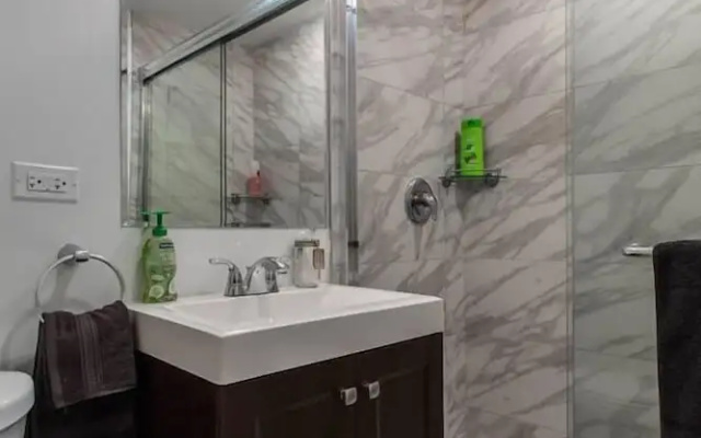 Handsome Mccormick 3bd-2ba Loft
